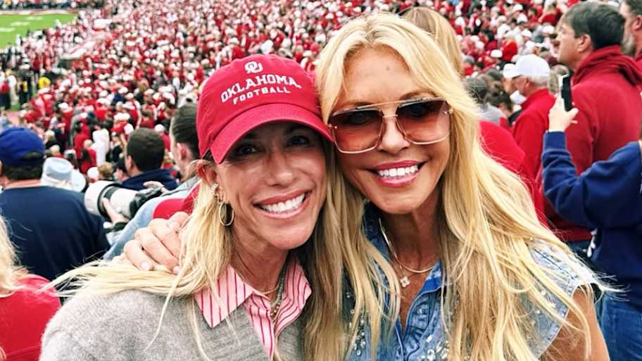 lane kiffin wife orange dress Report: Lane and Layla Kiffin are getting divorced : r/CFB