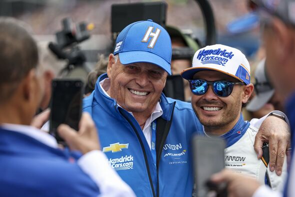 Kyle Larson shares only hilarious text messages he gets from Rick Hendrick