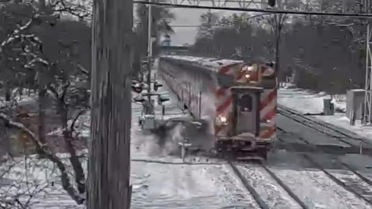 Metra train crashes into car in Hinsdale, injuring driver, police say