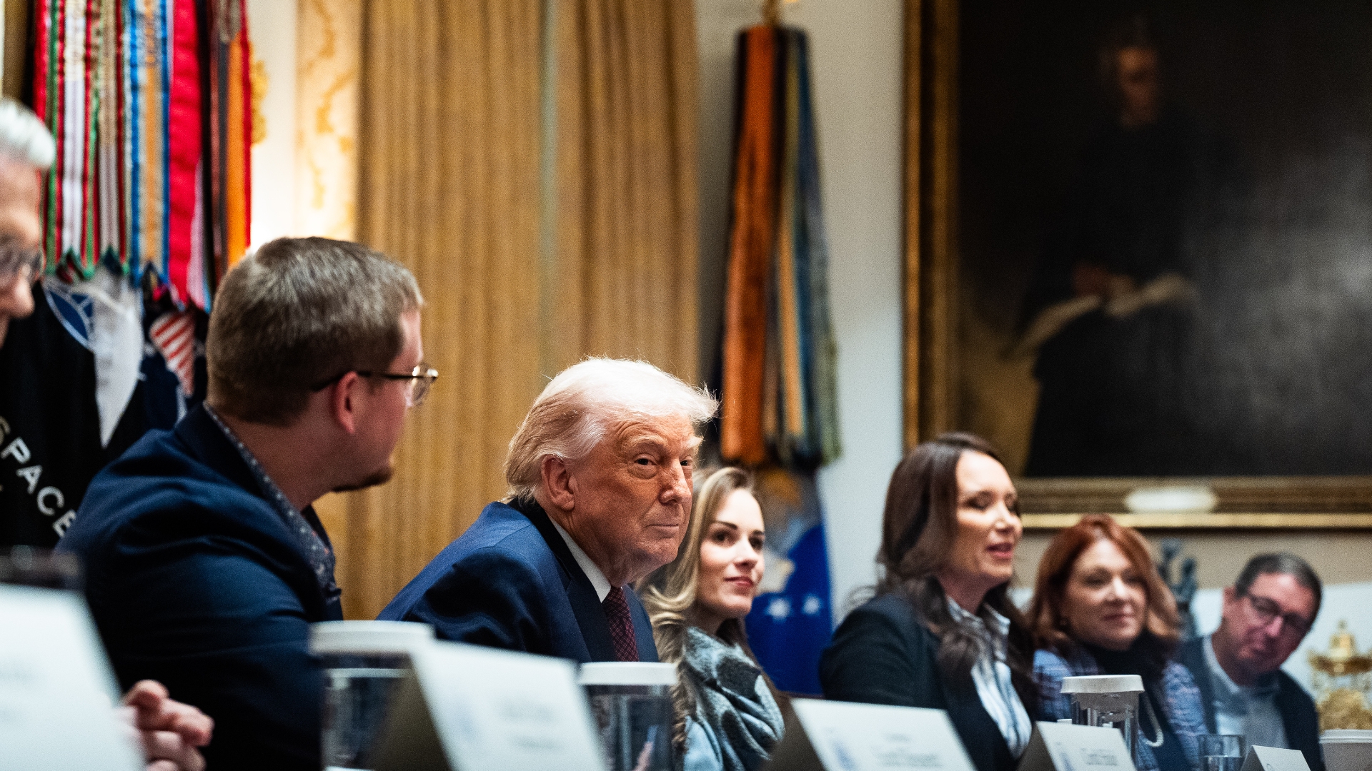 Trump unveils $11 billion package in farmer aid