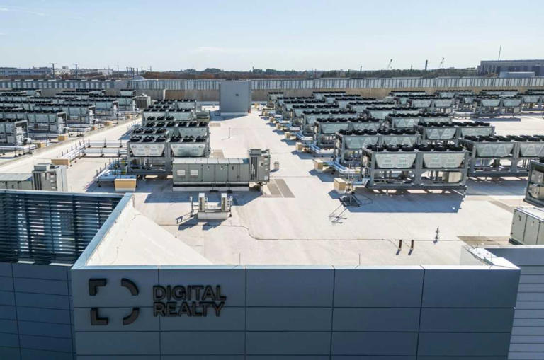 Data centers: A view from the inside