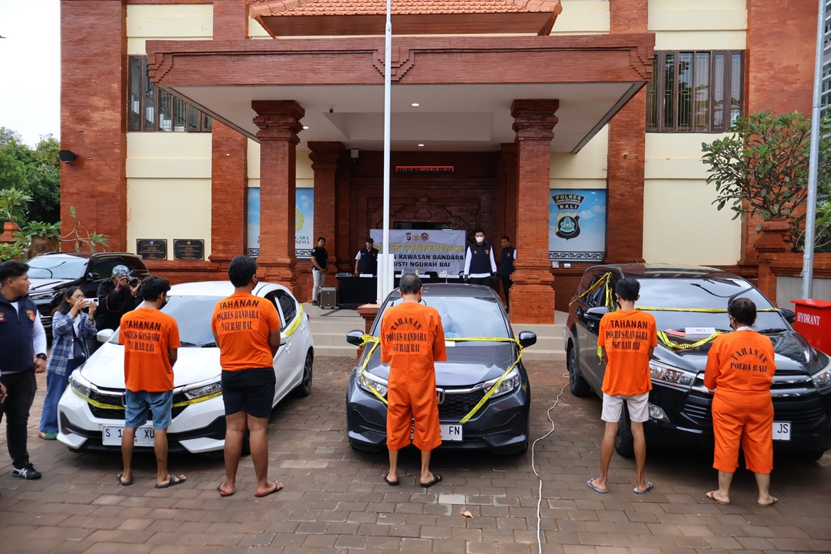 Peran tersangka sindikat pencurian mobil rental diungkap polisi Bali