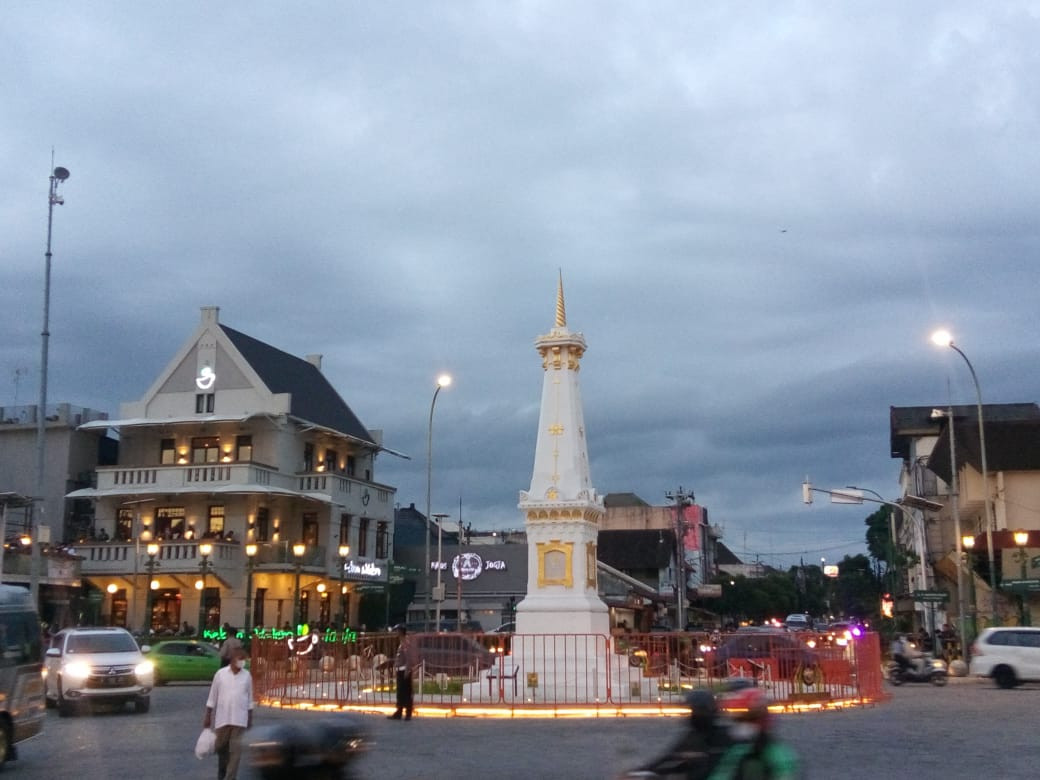 Pemkot Yogyakarta Batasi Bus Besar di Tugu Pal Putih