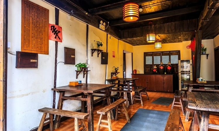 10 tempat makan malam Natal romantis di Jogja yang wajib dikunjungi