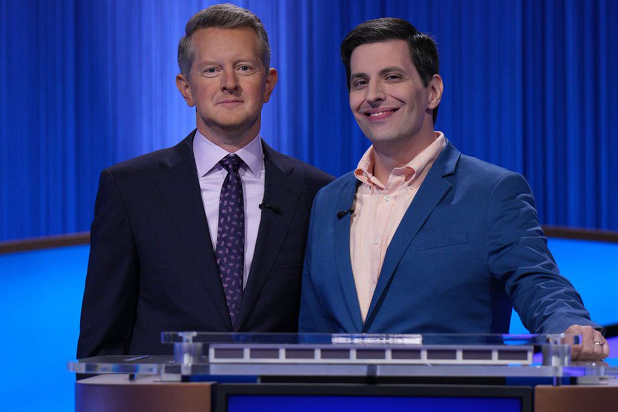 Campeón de Jeopardy arrestado por cargos de espionaje secreto