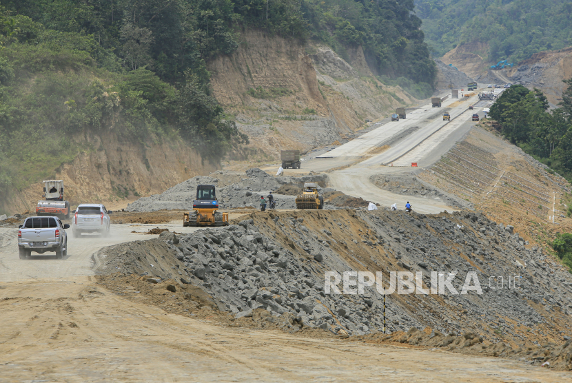 Lima Jalur Tol Siap Beroperasi untuk Liburan Natal dan Tahun Baru 2025-2026
