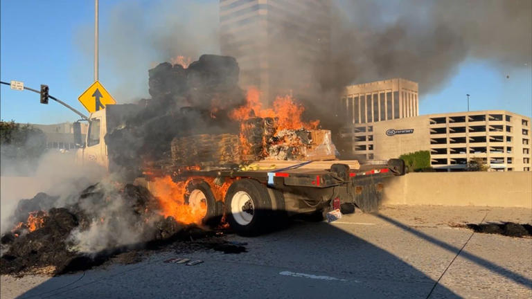 Truck fire partially shuts down 405 Freeway connector to 101 Freeway in ...