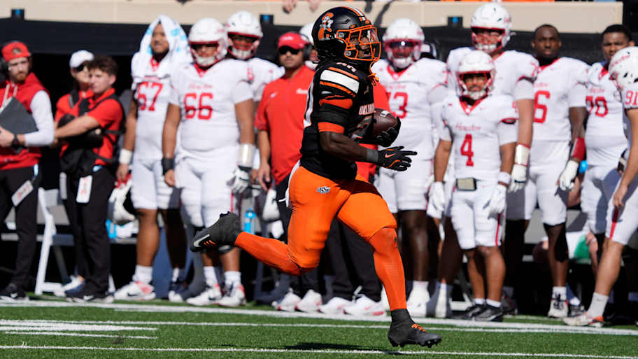 Cowboy RB Rodney Fields Jr. hosts 1st annual coats for kids giveaway