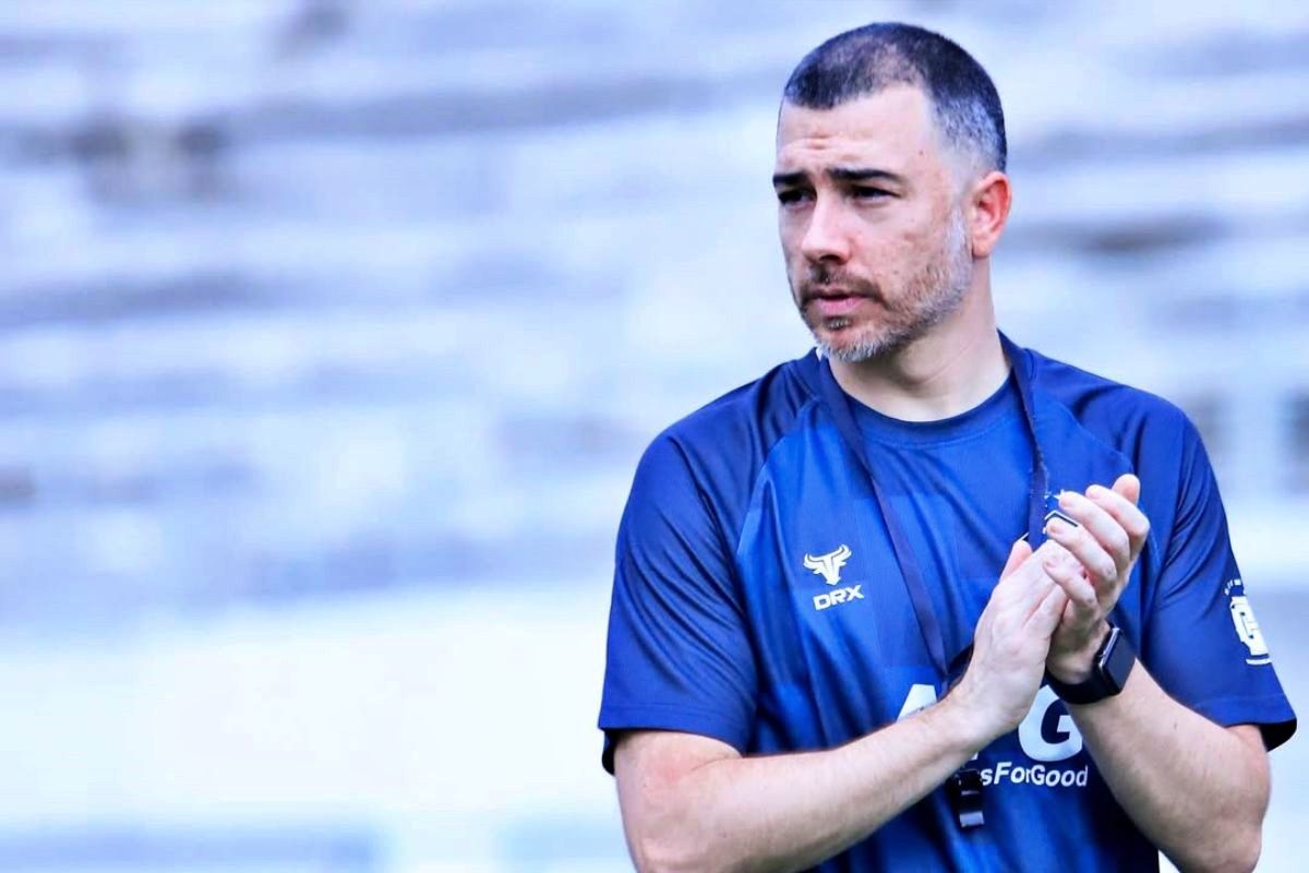 Marcos Reina tak punya banyak waktu bulan madu! Persik Kediri harus tancap gas ke papan atas