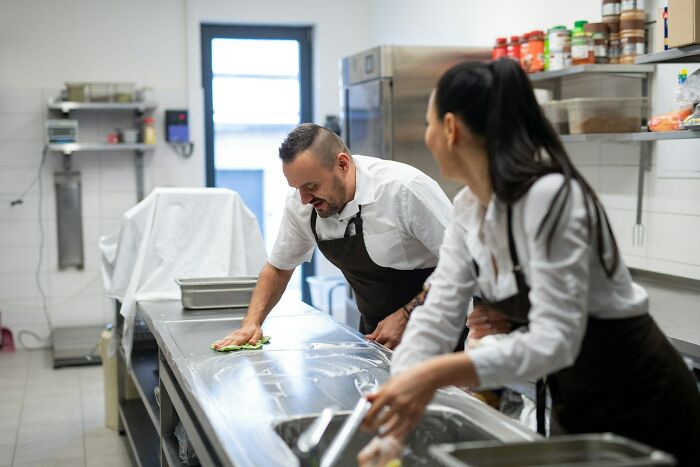 21 Chefs Share The Moments That Made Them Stop Cooking Professionally For Good
