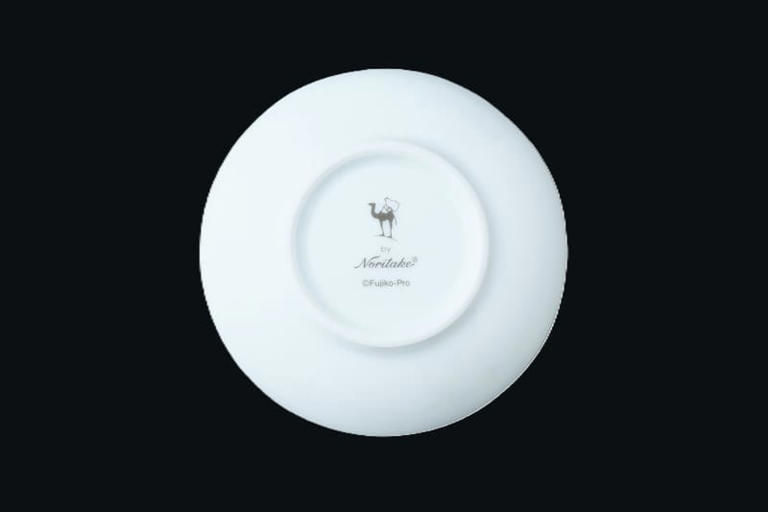 ドラえもん イヤープレート ノリタケ製「ドラえもん ミニ・イヤープレート」が付録で税込1,650円