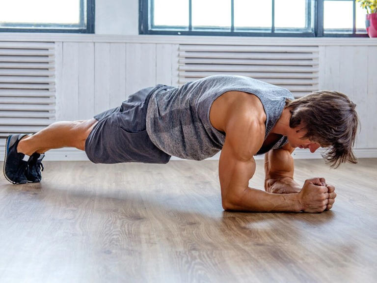 Crunchs ou planche : quel exercice choisir pour un ventre plat et une ...