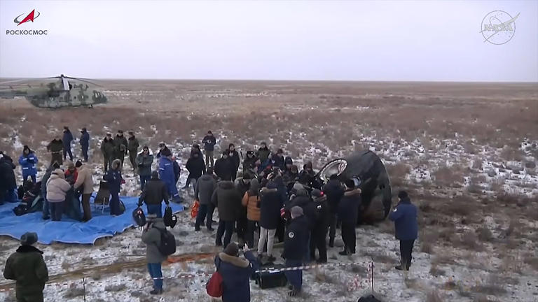 NASA astronaut and 2 cosmonauts land aboard Russian Soyuz after 8 ...