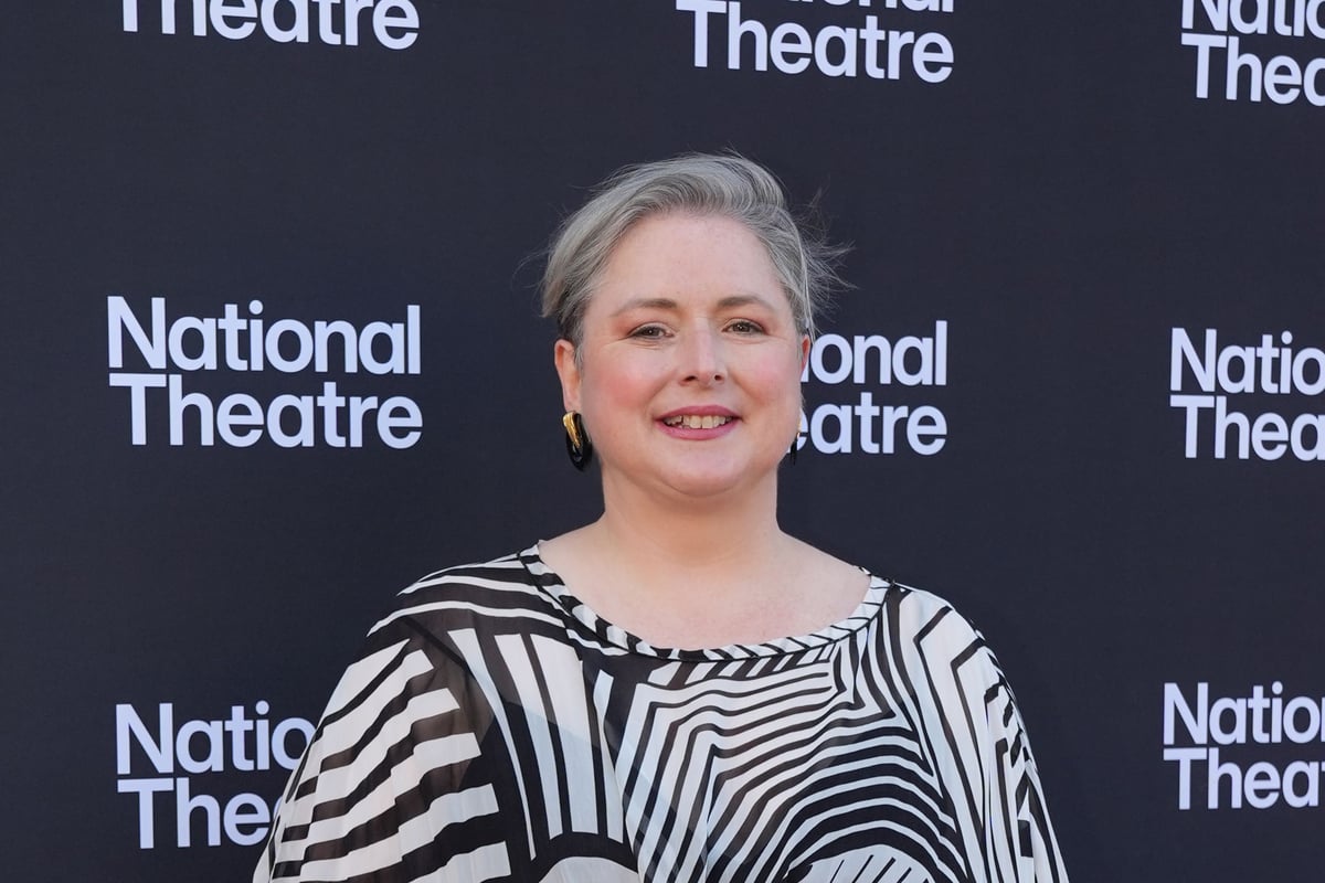 Siobhan McSweeney quiere ver a Bono y Enya en un Irish Celebrity Traitors