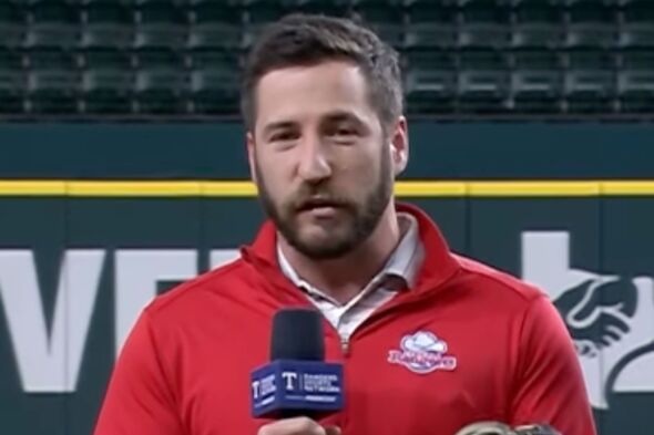 Sports broadcaster took to air just minutes after awful family tragedy