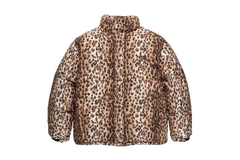 ナンガ×ワコマリアのダウンウェア、レオパード柄やマットなブラック