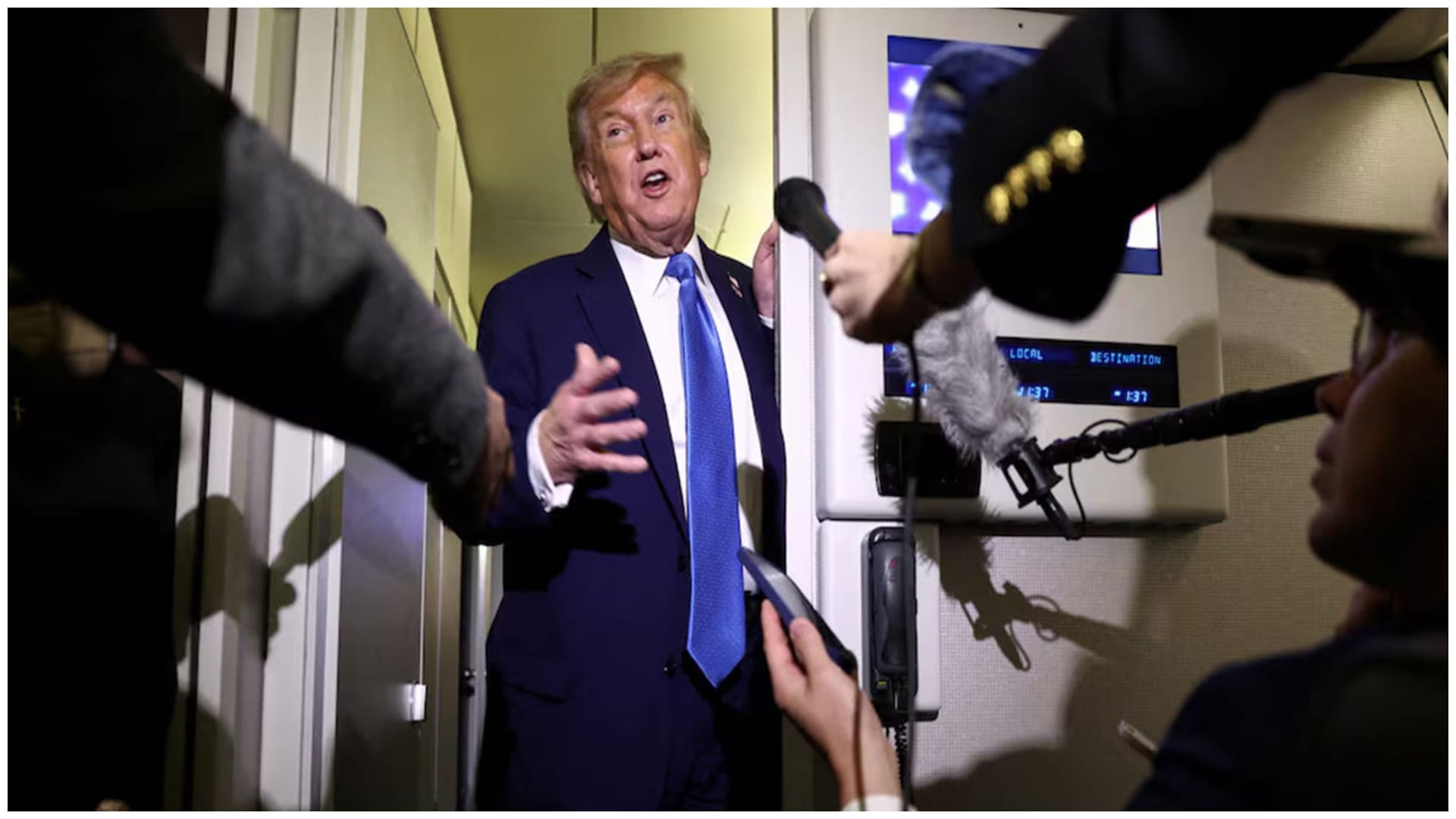 Trump: ईरान ने पार की रेड लाइन? बढ़ते प्रदर्शनों के बीच ट्रंप ने दी ...