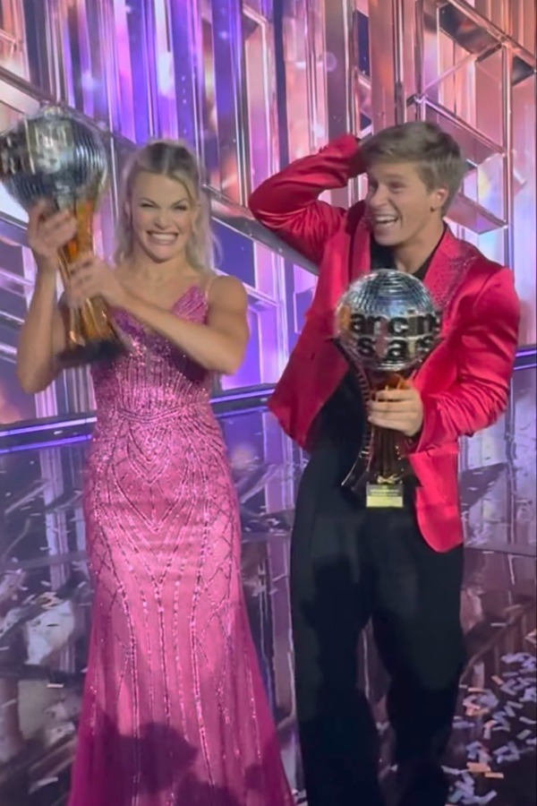 Dancing with the Stars season 34 finale slammed as 'too long' after ...