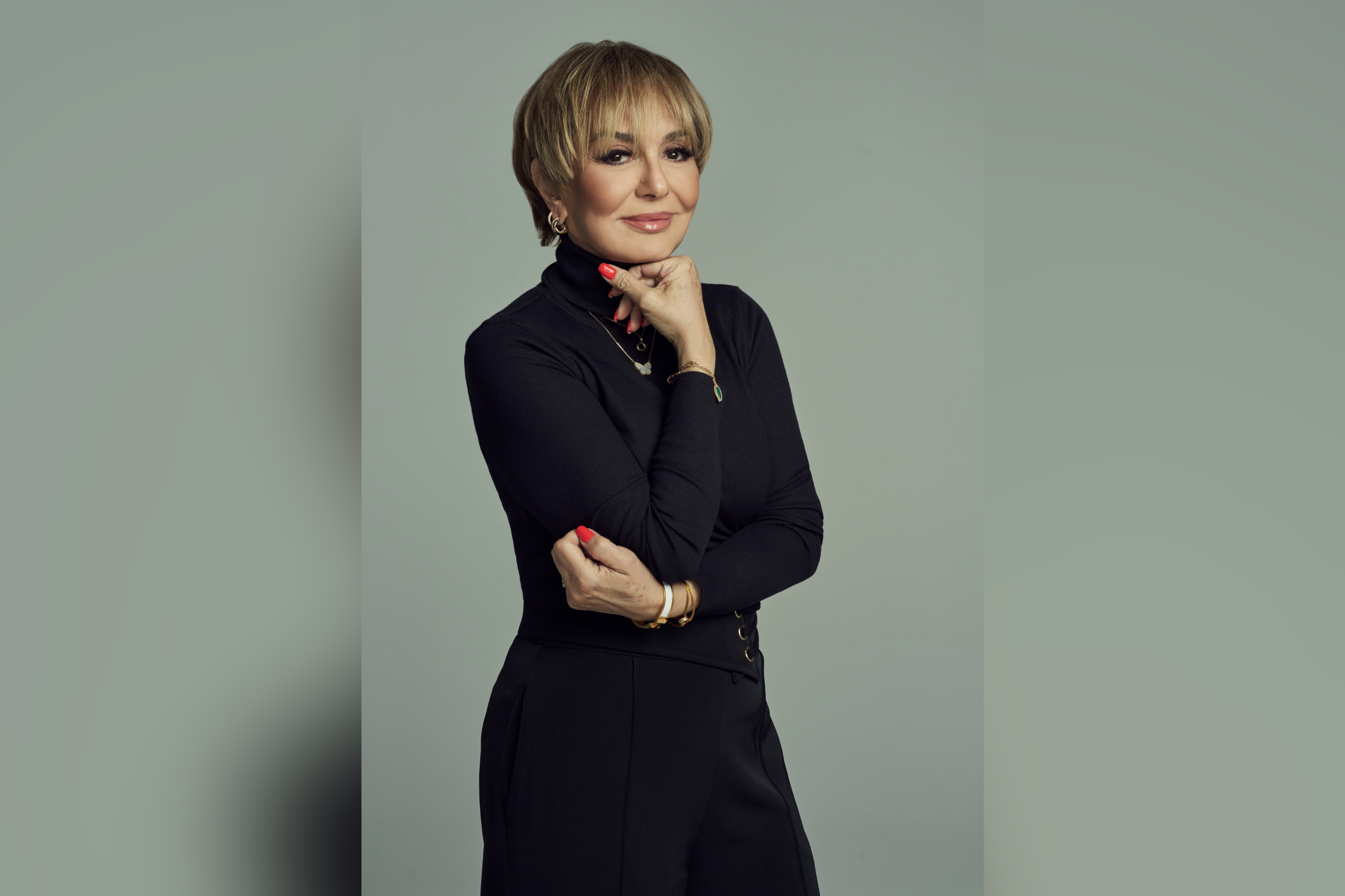Pop star Googoosh on Iran's censorship, exile and her fight to perform