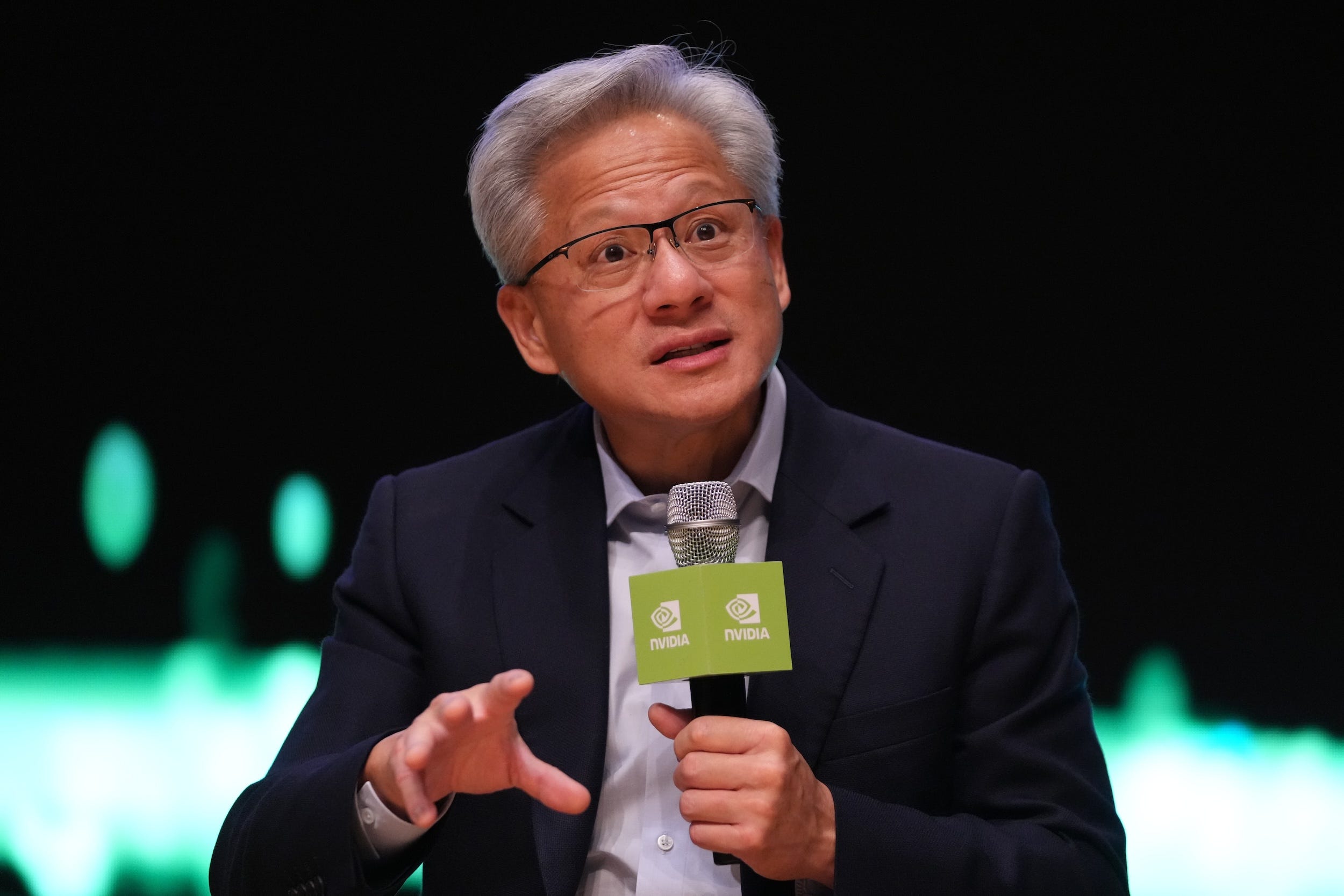 Nvidia-CEO Jensen Huang hat einen turbulenten Monat für das Unternehmen hinter sich.