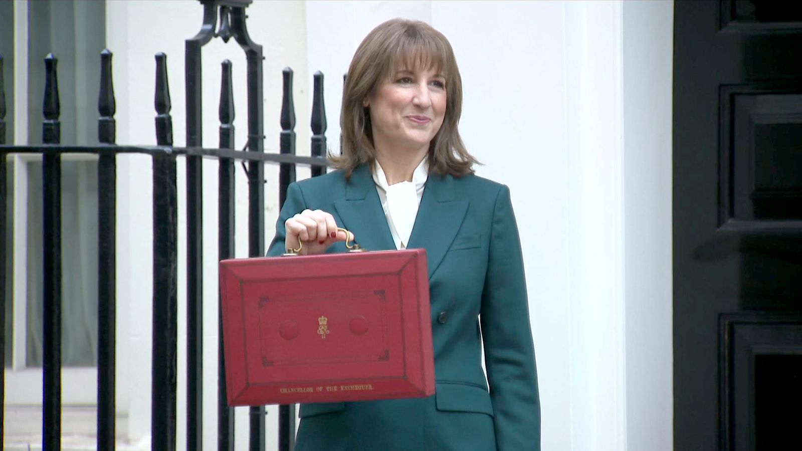 Chancellor holds up red box