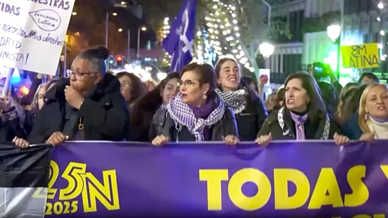 Miles de personas protestan en Madrid contra la violencia de género en ...