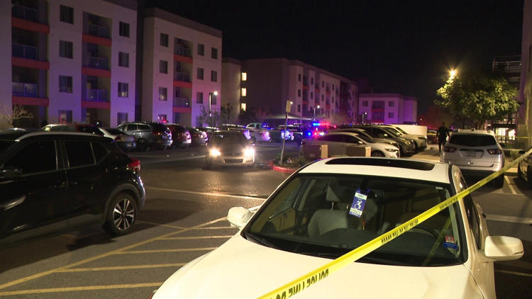 Man dead, another injured after shooting near central Phoenix apartment ...