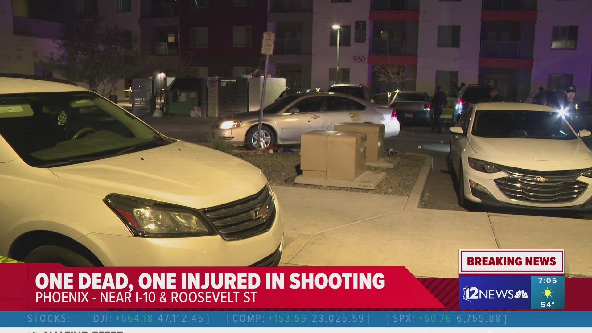 Man dead, another injured after shooting near Phoenix apartment complex