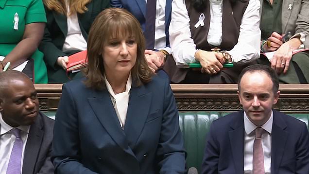 Chancellor Rachel Reeves scraps two-child benefit cap