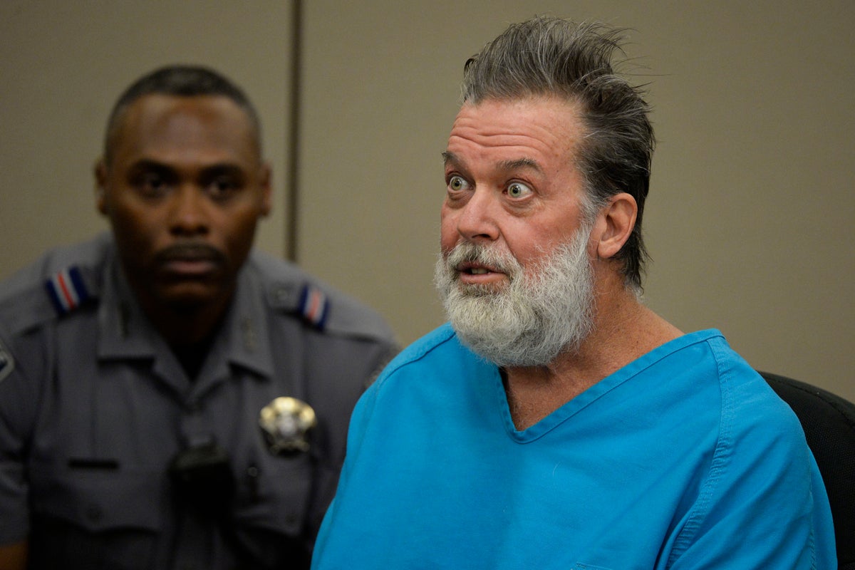 Man charged in Planned Parenthood attack that killed 3 dies in jail