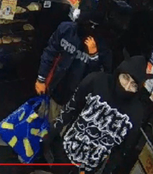 Denver police search for 2 suspects after aggravated robbery in Denver