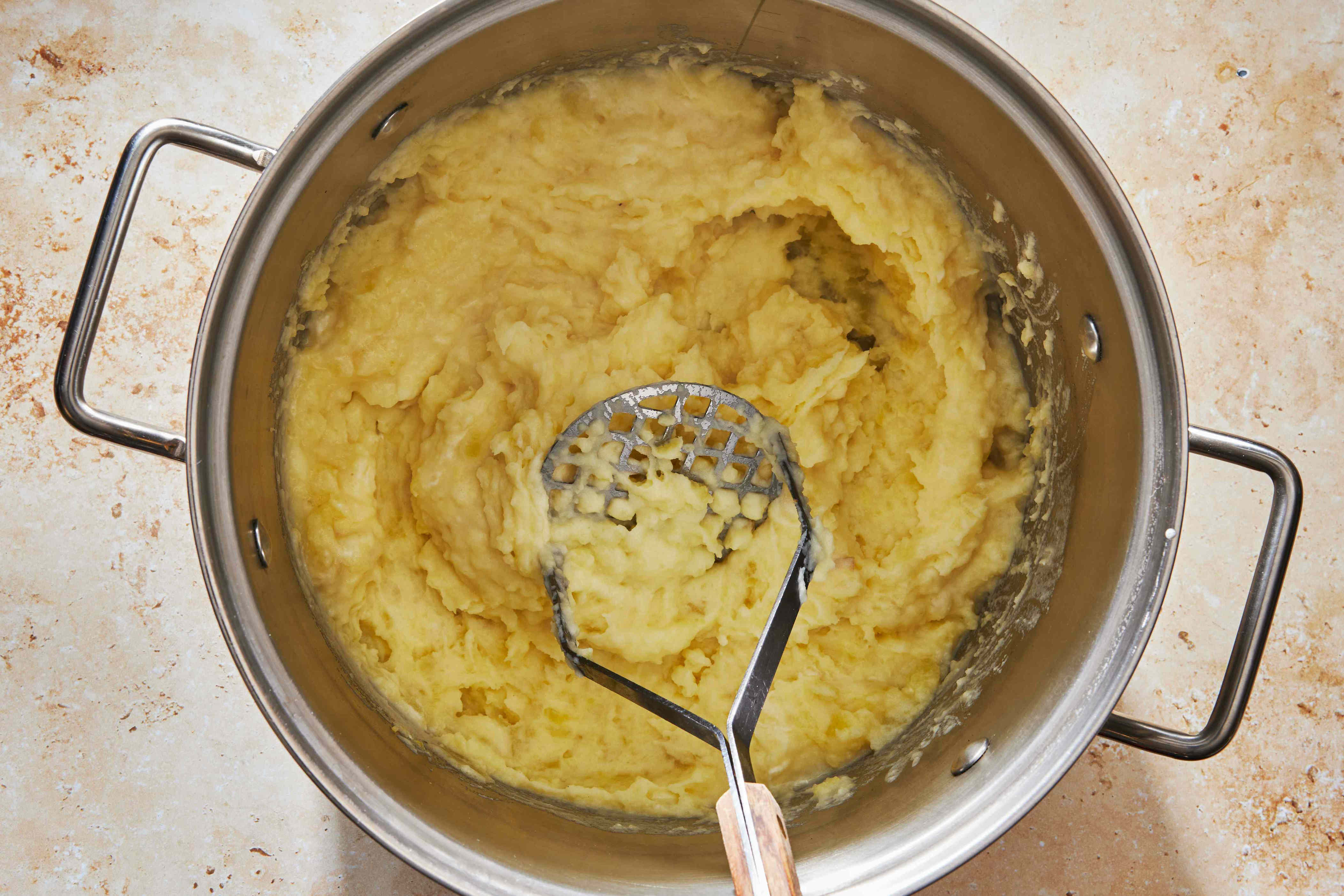The 1 Mistake That's Making Your Mashed Potatoes Gummy—And How To Fix It