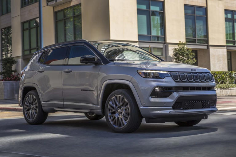 Jeep makes the Compass even more attainable with January lease deal