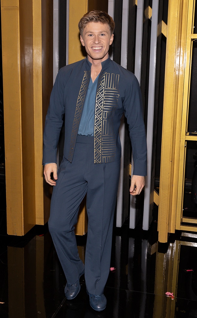DWTS' Robert Irwin Shares Update on “Painful” Rib Injury After Finale