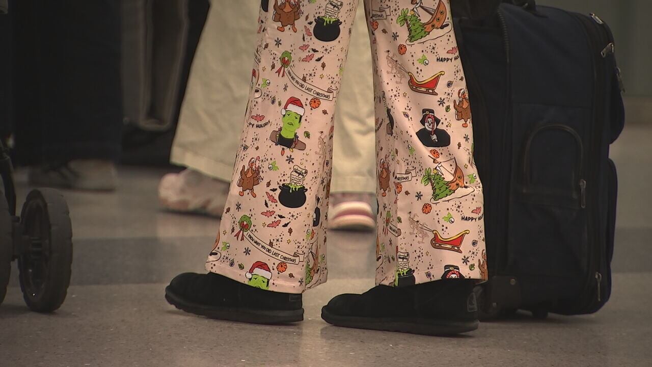 What are you wearing? Transportation Secretary suggests people dress up ...