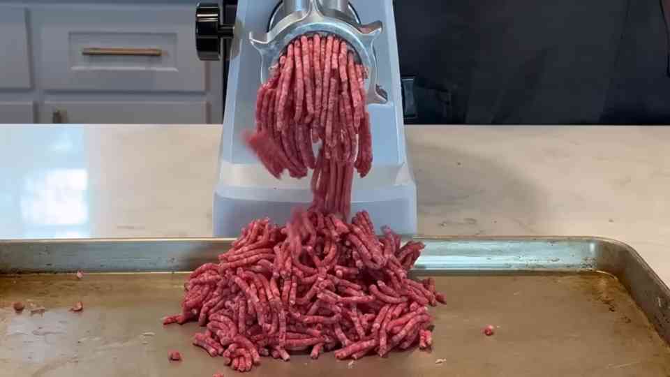 Make your own ground beef at home (complete guide)