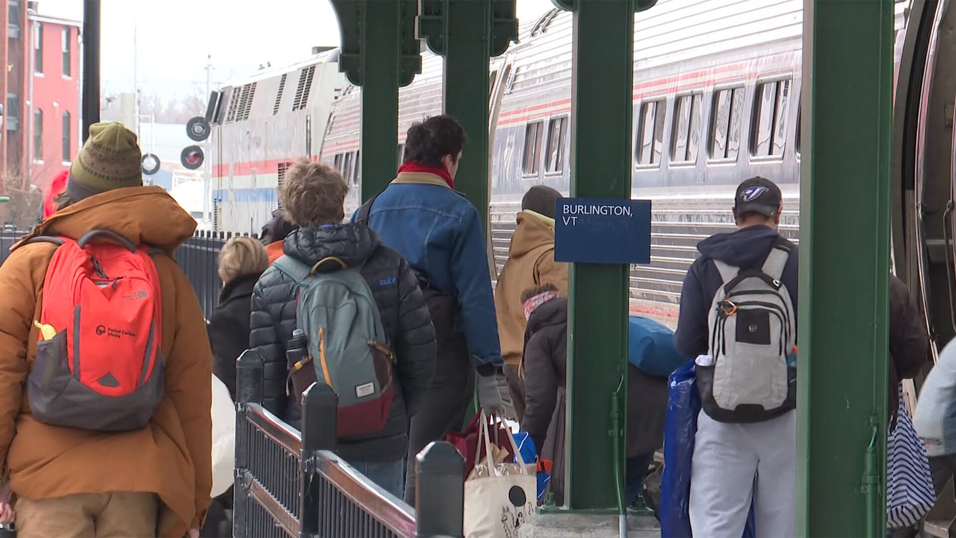 Amtrak expects busiest week of the year during Thanksgiving travel