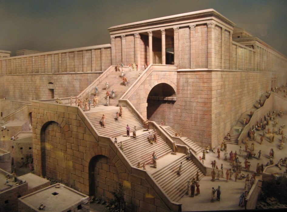 7. The Excavation Helps Reconstruct Daily Life in Ancient Jerusalem
