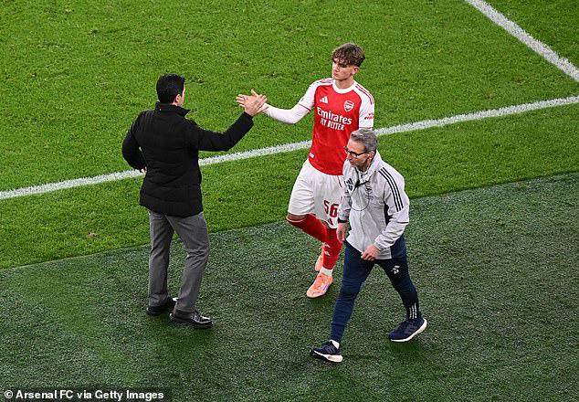 Fans go wild as Arsenal's 15-year-old sensation Max Dowman scores ...