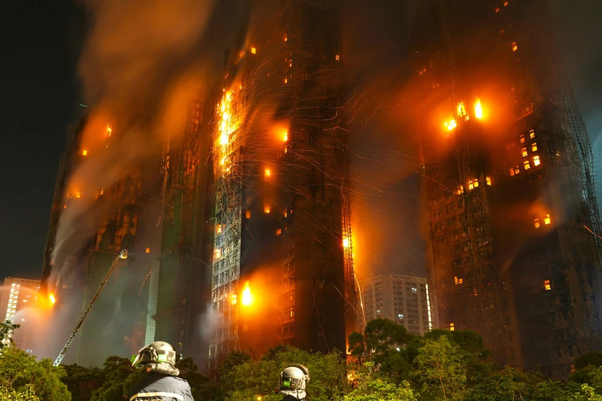 Thảm họa cháy chung cư Hong Kong: 44 người chết, 279 người mất tích