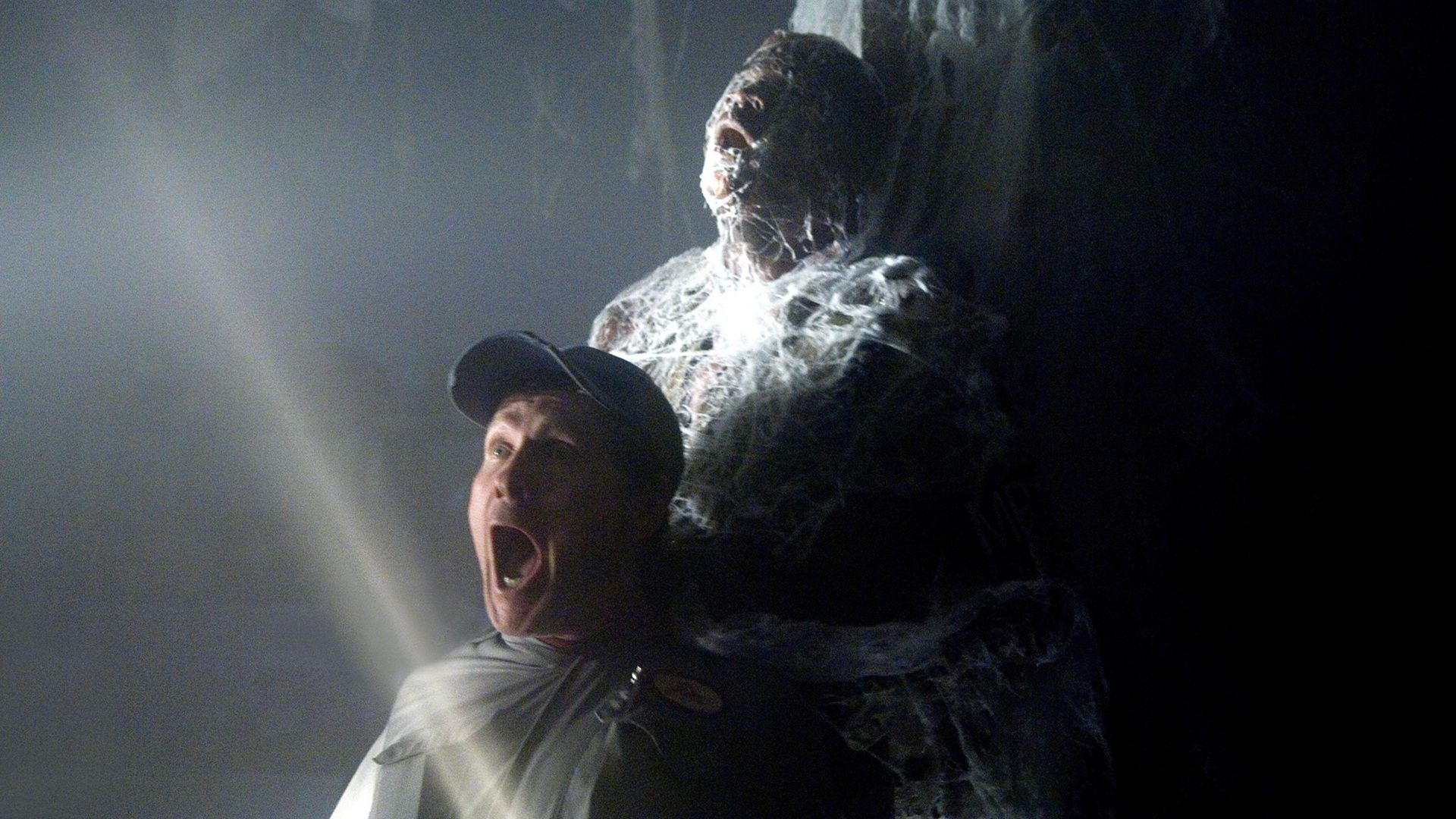 Stephen King Sci-Fi Horror Adaptation 'The Mist' Is Now Streaming Free