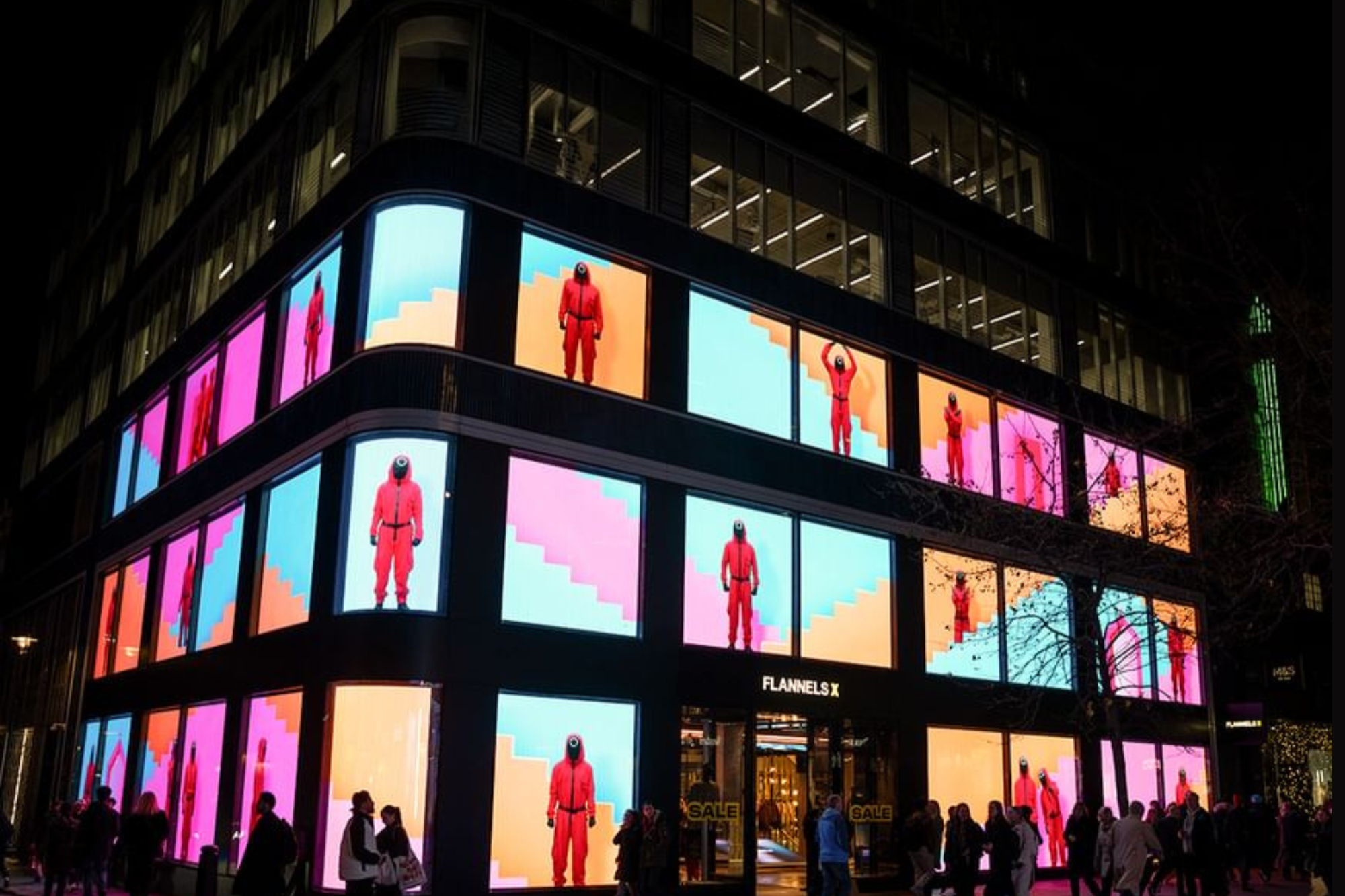 Multiply Media Group Completes 100% Acquisition of London Lites