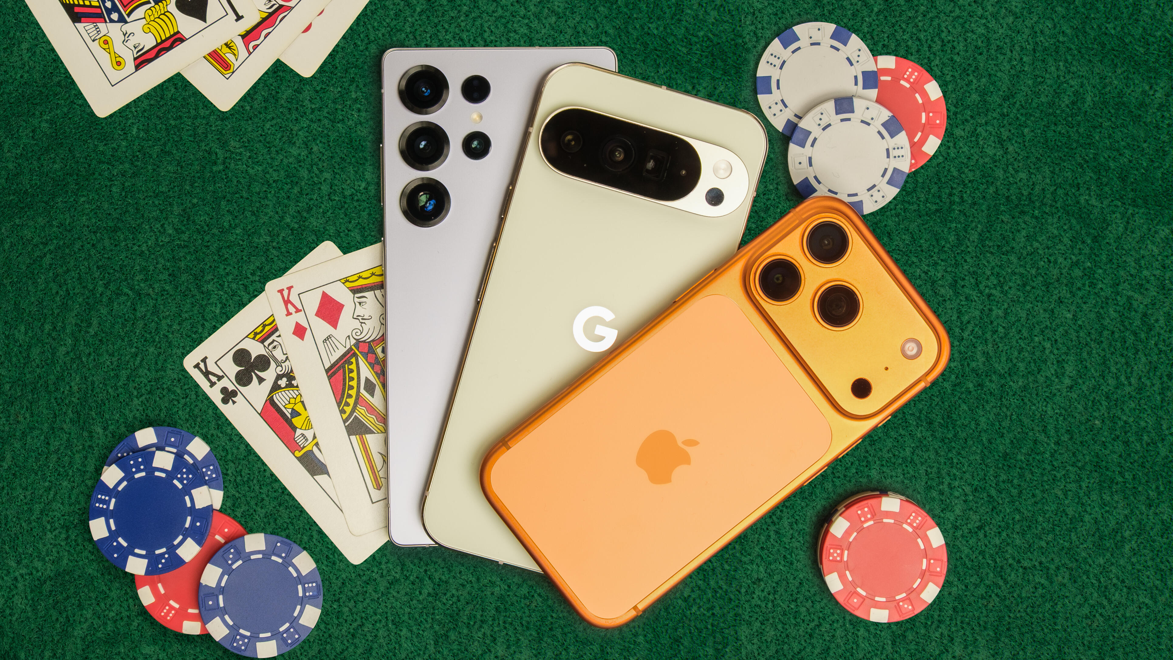 I tested 3 top camera phones in dazzling Las Vegas. I'm glad I didn't ...