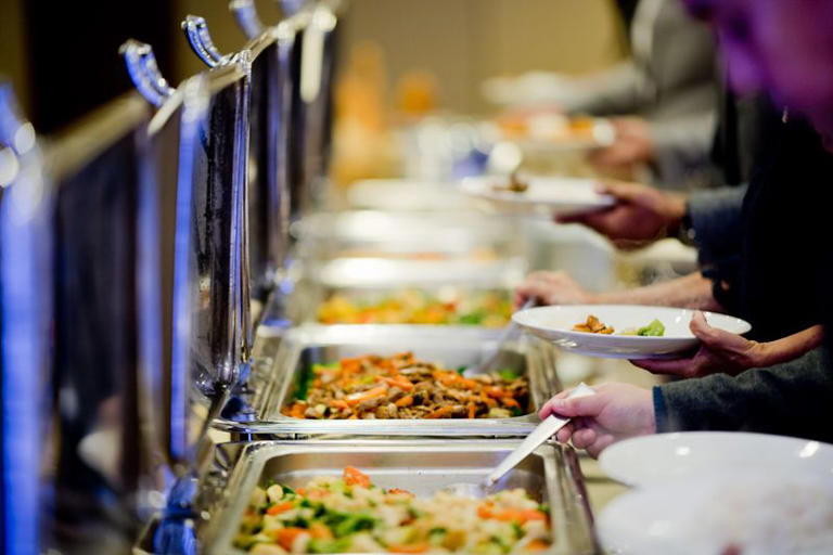 15 Common Buffet Health Risks And How To Avoid Them