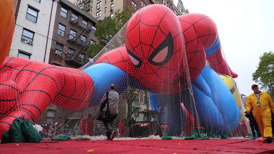 What time does the Macy's Thanksgiving Day Parade start? Route, live ...
