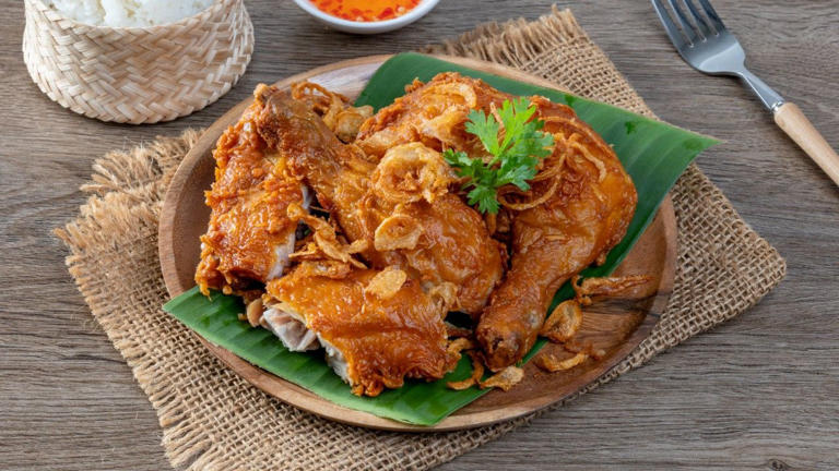 5 เมนูอาหารง่ายๆ ช่วยน้ำท่วมภาคใต้ เน้นโปรตีน ให้พลังงาน มุสลิมกินได้