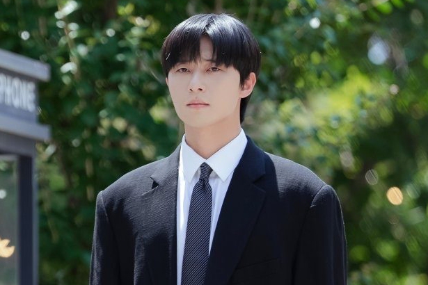 Park Seo Joon hào hứng trở lại với phim mang câu chuyện đời thường