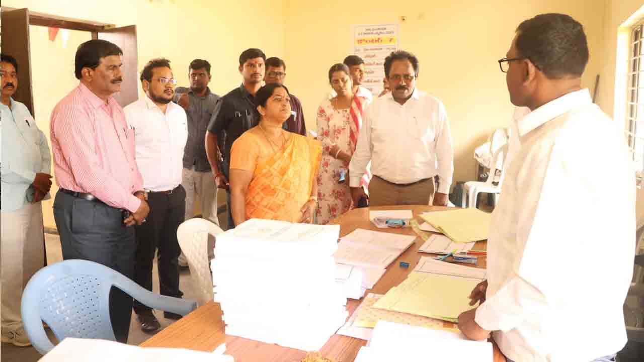 Local Body Elections | ‘నామినేషన్ల ప్రక్రియలో తప్పులు, పొరపాట్లు ...