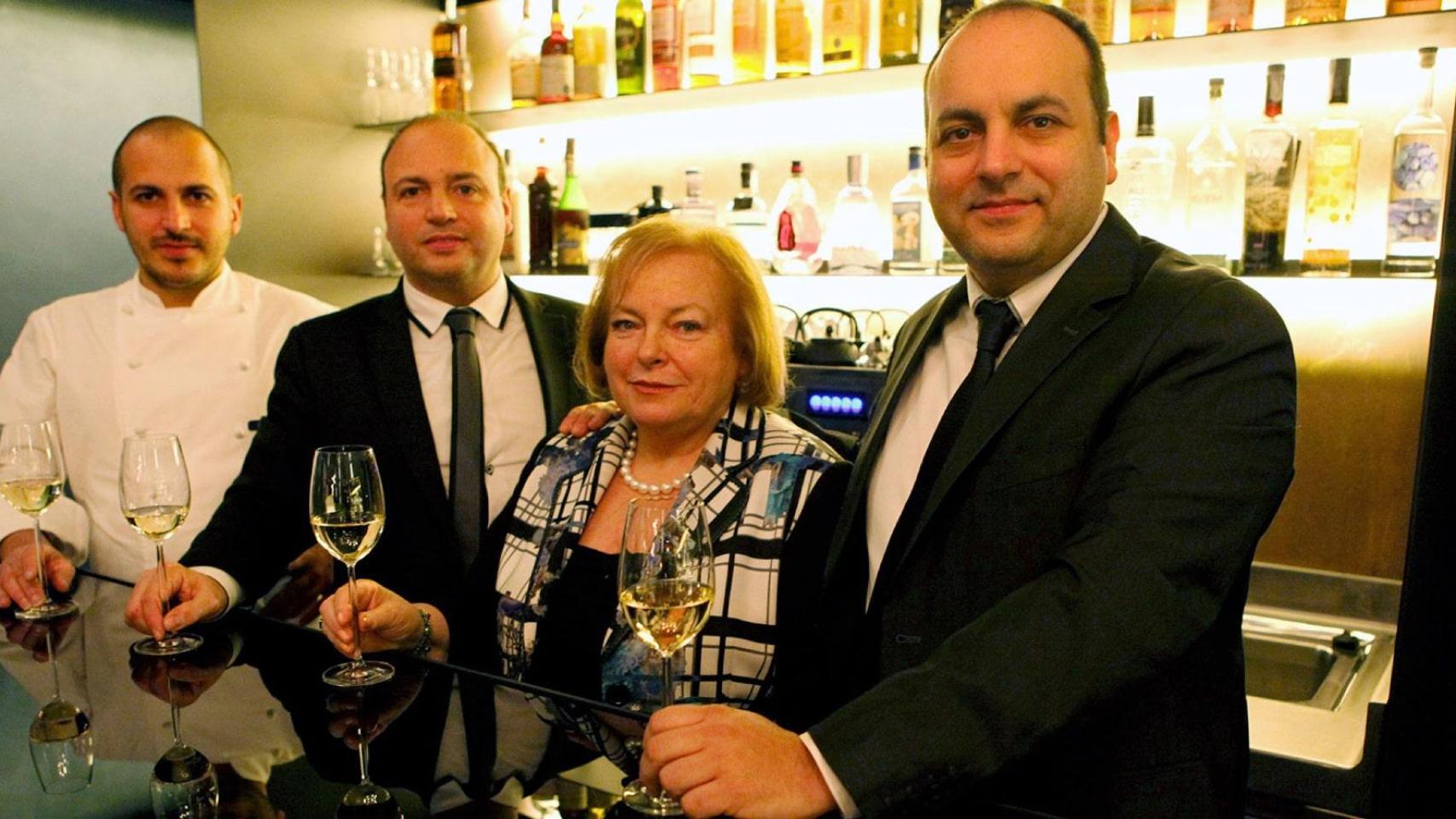 Roser Daniel (82), cocinera: la historia de la madre del nuevo 2 ...