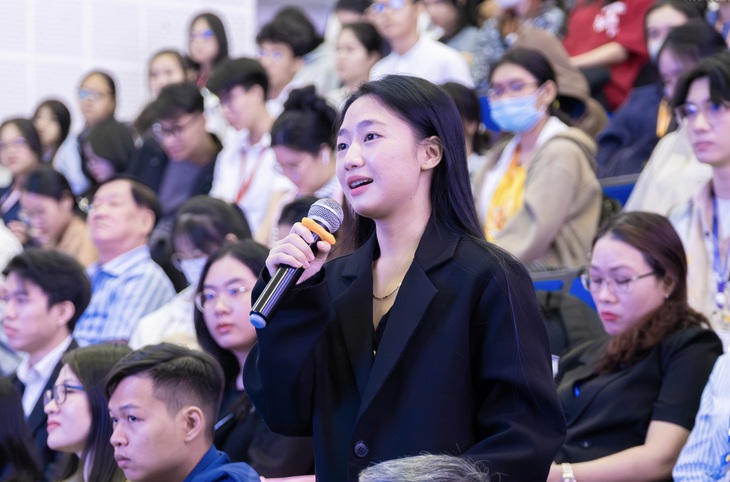 AI 'bịa', người dùng dễ rơi vào ảo giác thông tin